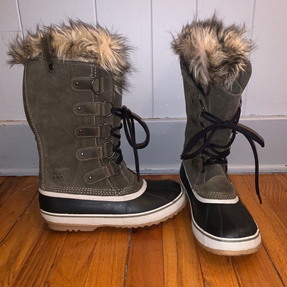 NWOT Tall Sorel Boots
